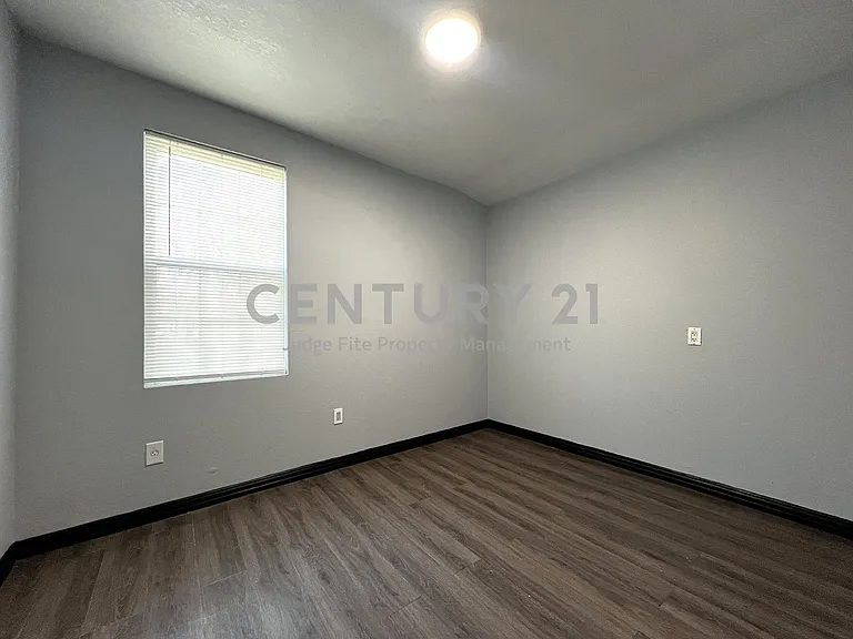 5205 Calloway St #B — Photo 14