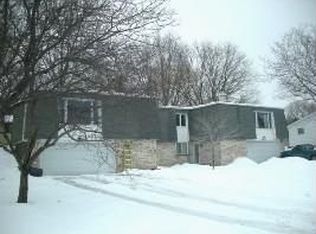 2774 Nicolet Dr, Green Bay, WI 54311