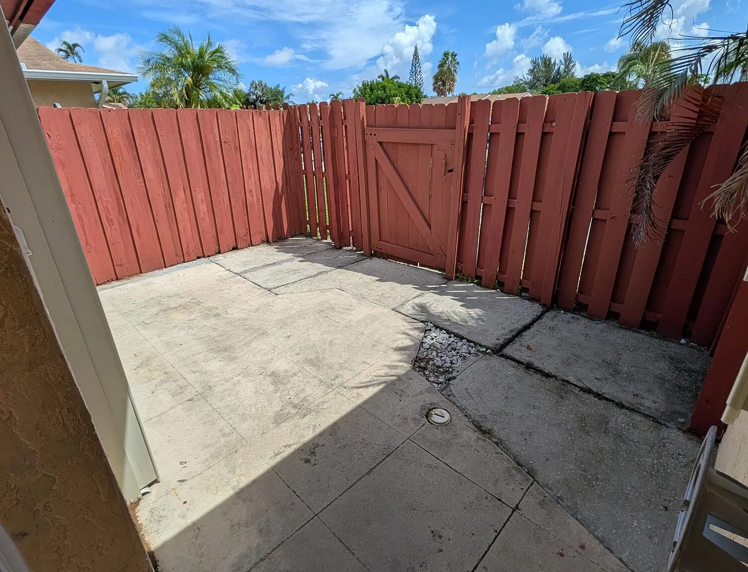 2 bed, 2.0 bath, 1045 sqft, $2,350 — Photo 3