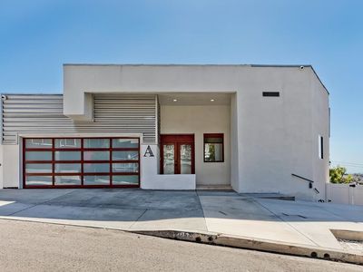 2054 Barnett Way, Los Angeles, CA, 90032