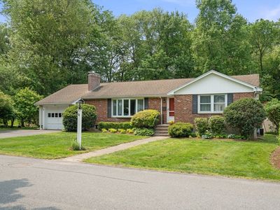 88 Chickering Rd, Dedham, MA, 02026