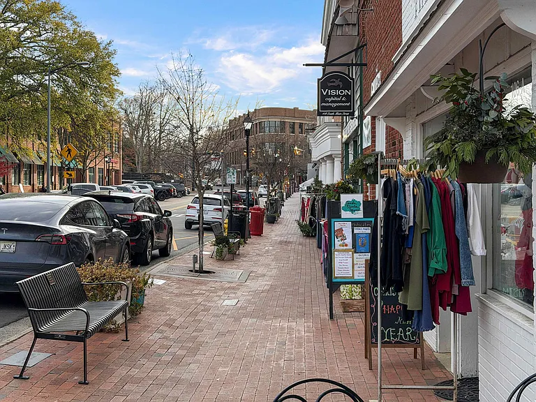The Junction at Antiquity — Photo 42