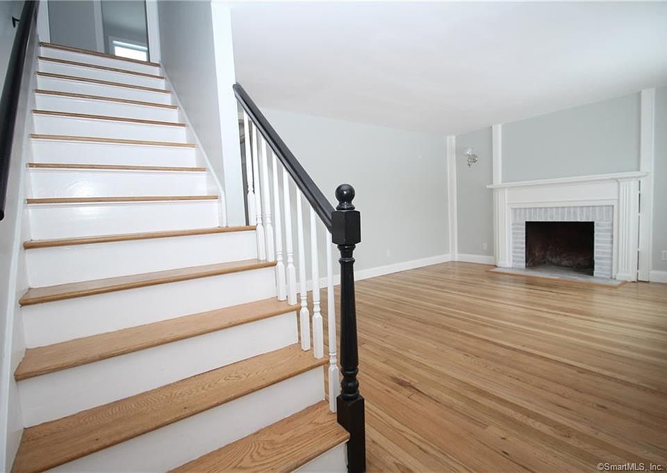 152 Dorothy Rd, Bristol, CT 06010 Zillow