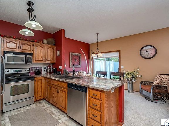 4th image of 2110 Willow Trl