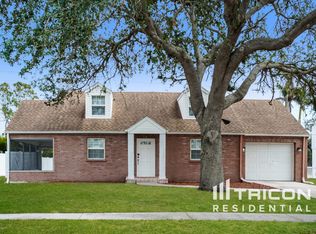409 46th St W, Bradenton, FL 34209