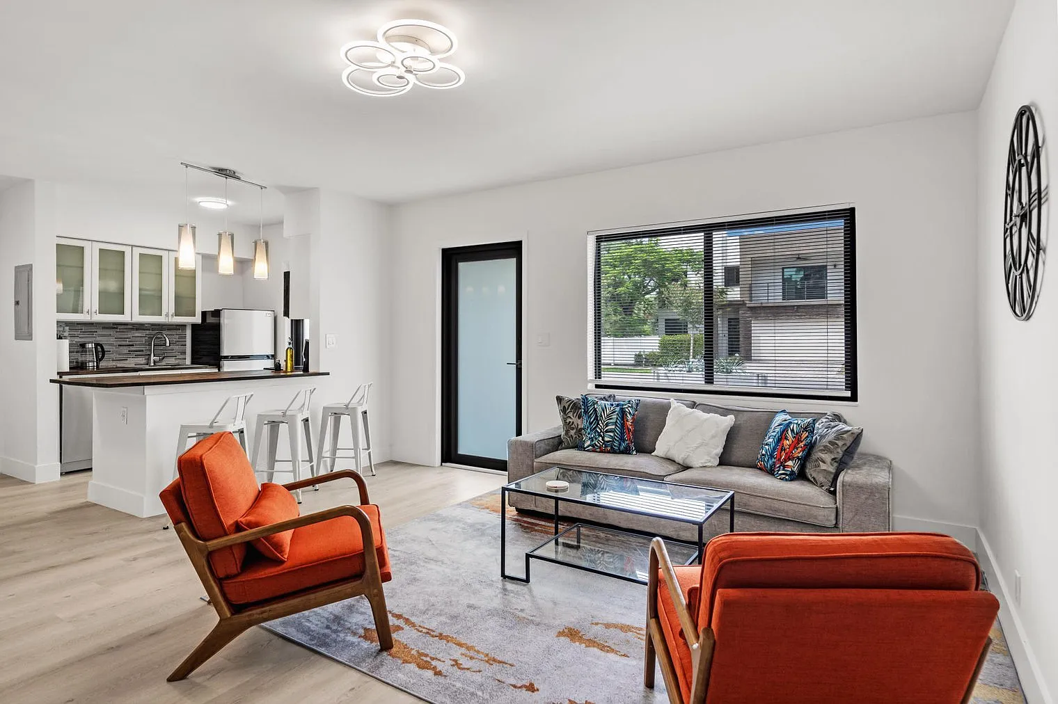 2 bed, 1.0 bath, $2,617 — Photo 1