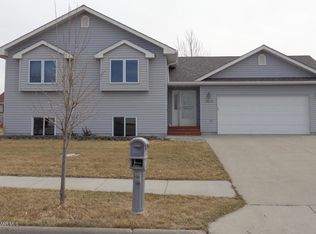 1428 Saint Marys Dr, Crookston, MN 56716