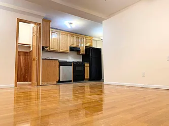 Rented by Century 21 Premier 