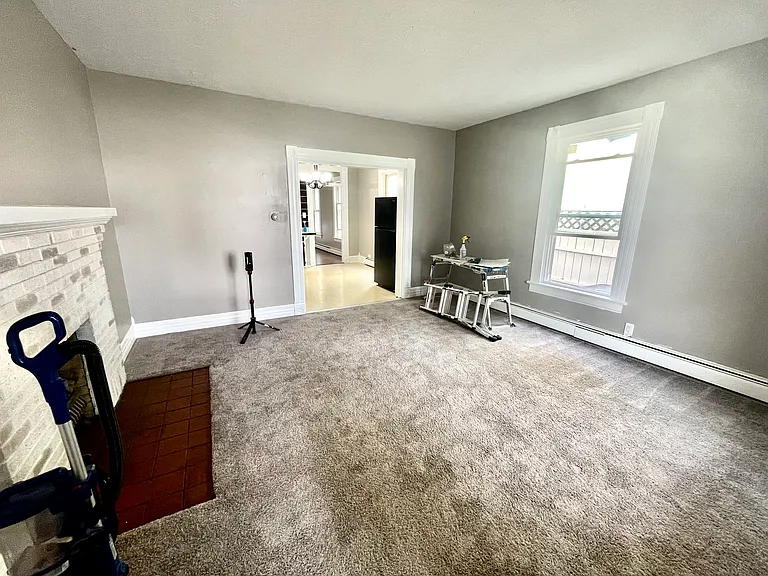 331 E Center St #2 — Photo 2