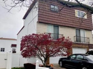 190 Slater Blvd, Staten Island, NY