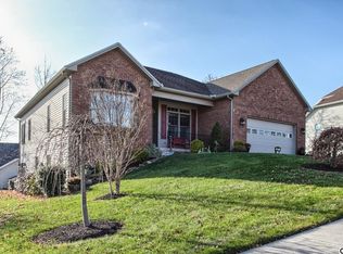 427 Woodland Dr, Dillsburg, PA 17019