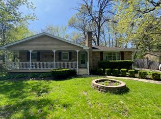 2924 Forest Ln, Waukegan, IL 60087