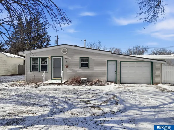 1411 N 53rd St, Lincoln, NE 68504