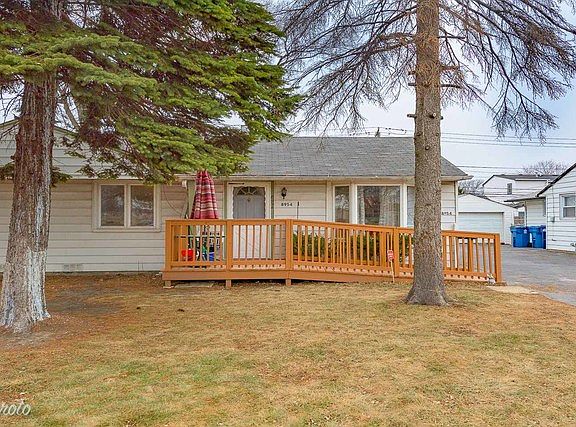 2nd image of 8954 S Crawford Ave