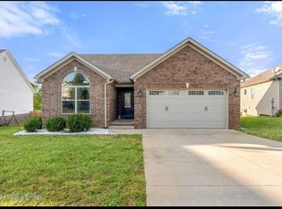 28 Meadowcrest Dr #1, Mount Washington, KY 40047
