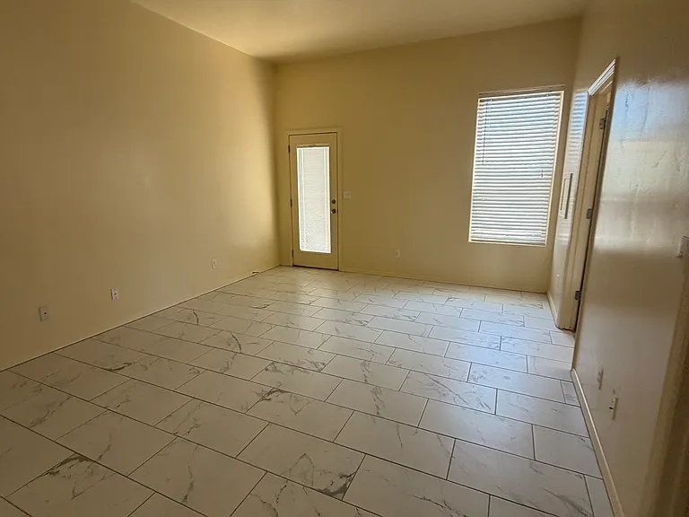 2626 Cashmere Ct #1 — Photo 6