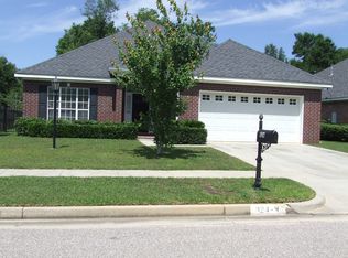 1124 Hillcrest Xing W, Mobile, AL 36695