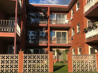 3023 Paris Ave APT 206, River Grove, IL 60171