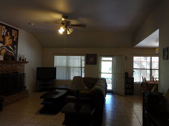 3rd image of 114 Middle Forest Dr