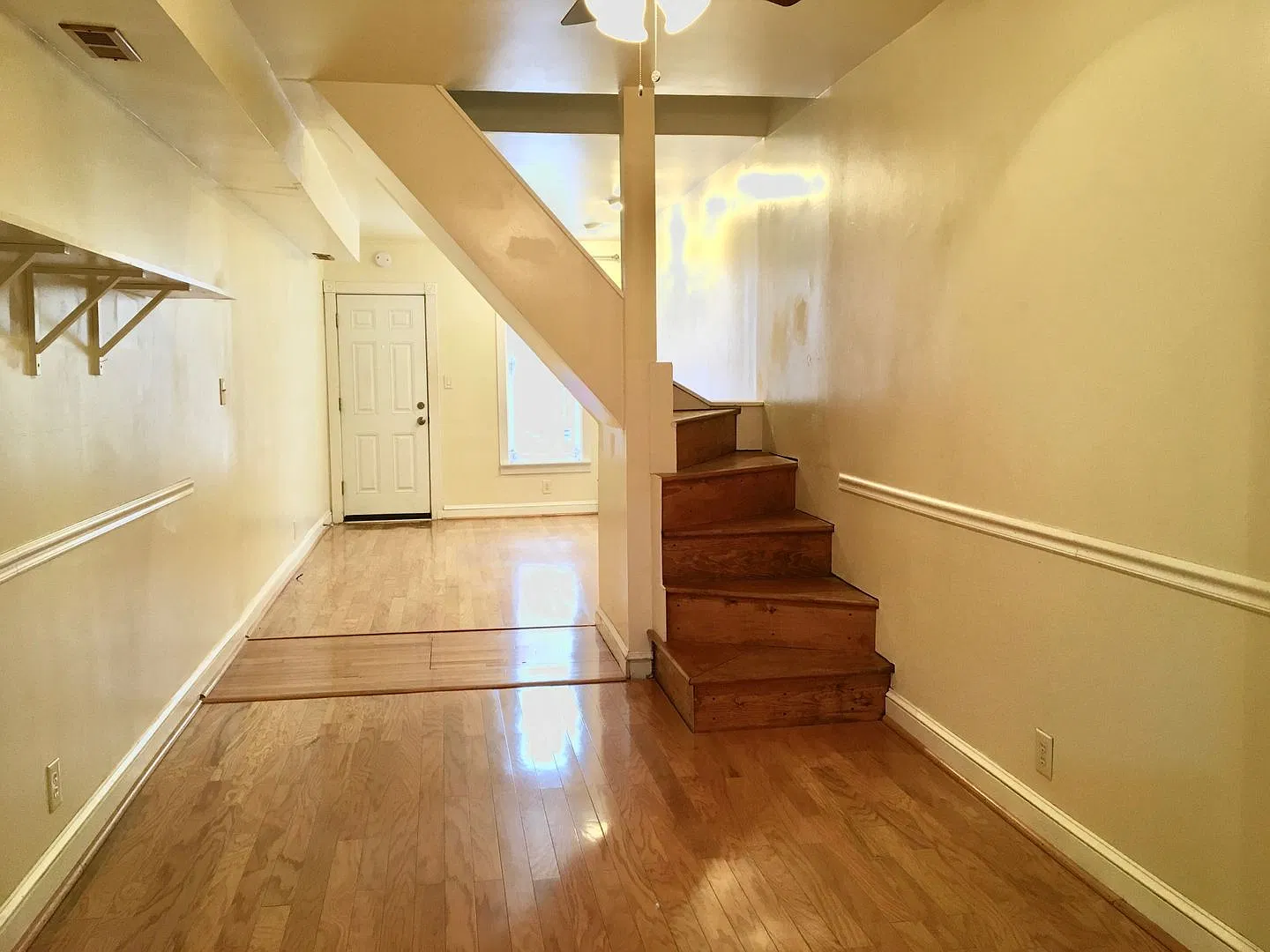 Charming 2BD/1BA Townhome in Canton, MD! — Photo 4