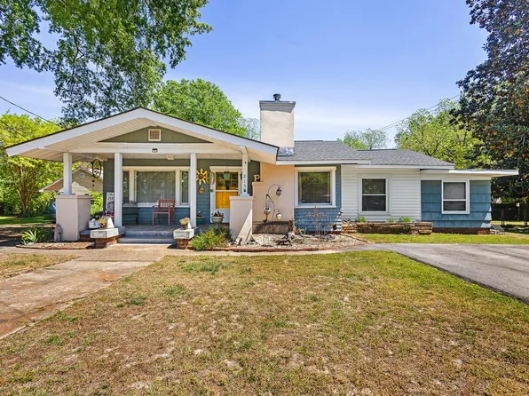 215 S Main St, Wendell, NC 27591