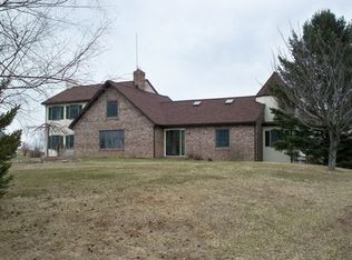 48305 Toker Rd, Hopedale, OH 43976