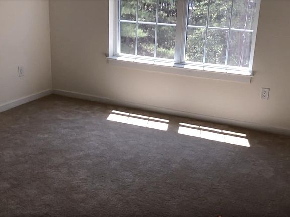 5th image of 140 Burkhall St #202