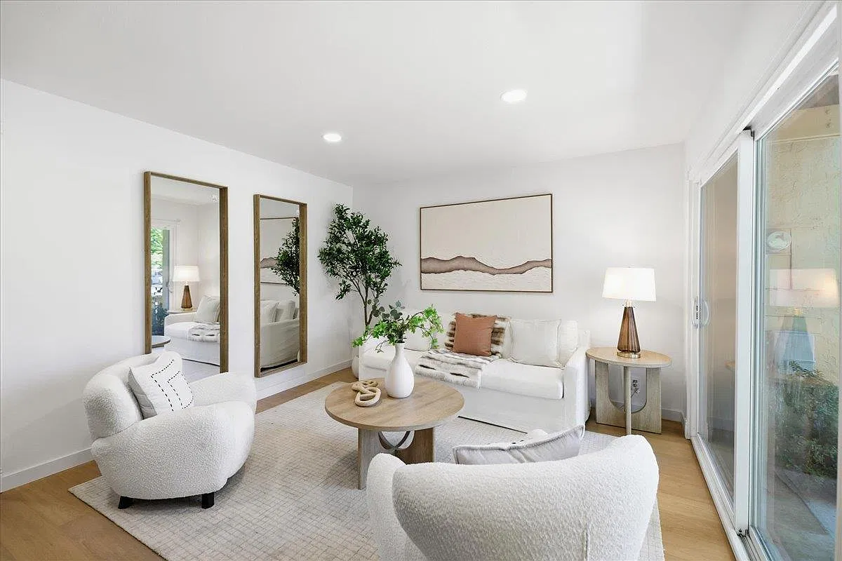 2 bed, 1.5 bath, 1209 sqft, $3,998 — Photo 1