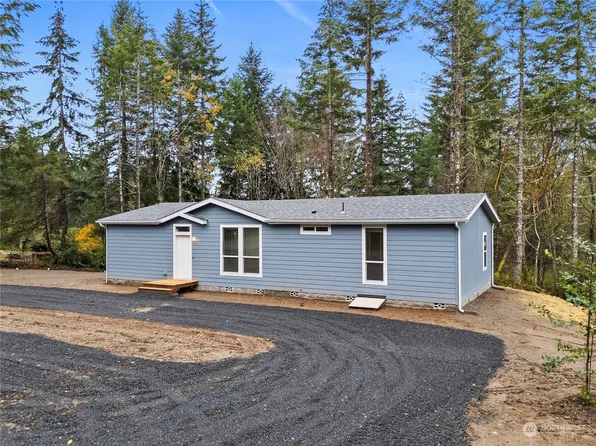 221 E Highlander Drive, Belfair, WA 98528