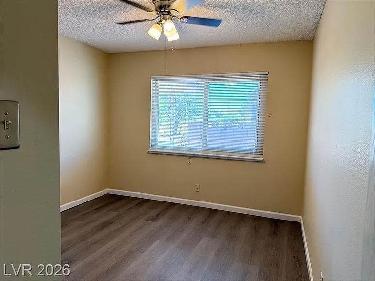 7916 Ducharme Ave — Photo 14