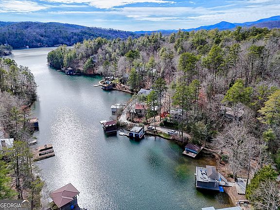 4th image of 336 Fulton Rd