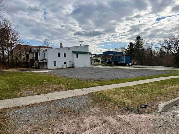 2nd image of 76 Main St