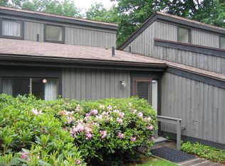 7 Oakford Gln, Clarks Summit, PA 18411