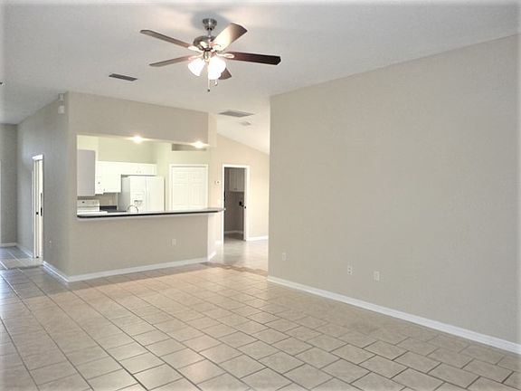 5th image of 10311 Patrick Dr
