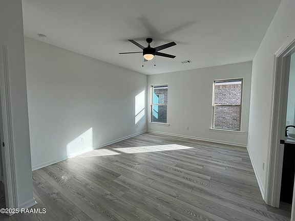 4th image of 108 Braddish Ct