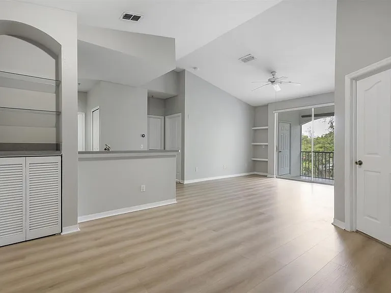 2705 Maitland Crossing Way #303 — Photo 5