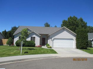 1900 W 21st Pl, Kennewick, WA 99337