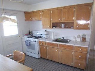 4th image of 7 Bea Ave