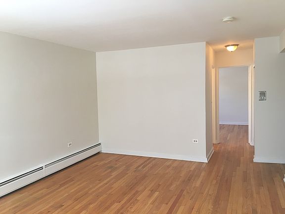 5th image of 6835 N Seeley Ave APT 2N