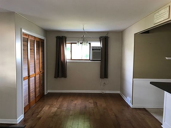 3rd image of 1429 Lincoln Ave