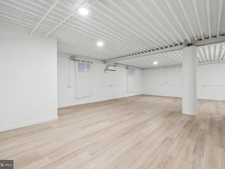 1116 N Bodine St #C — Photo 11