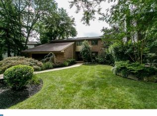 112 Rue Du Bois, Cherry Hill, NJ 08003