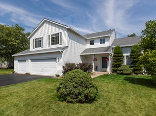 675 Chestnut Dr, Carol Stream, IL 60188