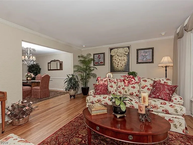 2415 Fenwick Rd — Photo 5