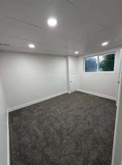 5909 S Sanford Dr — Photo 1