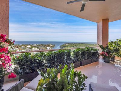 10 Edgewater Dr #Penthouse C, Coral Gables, FL, 33133