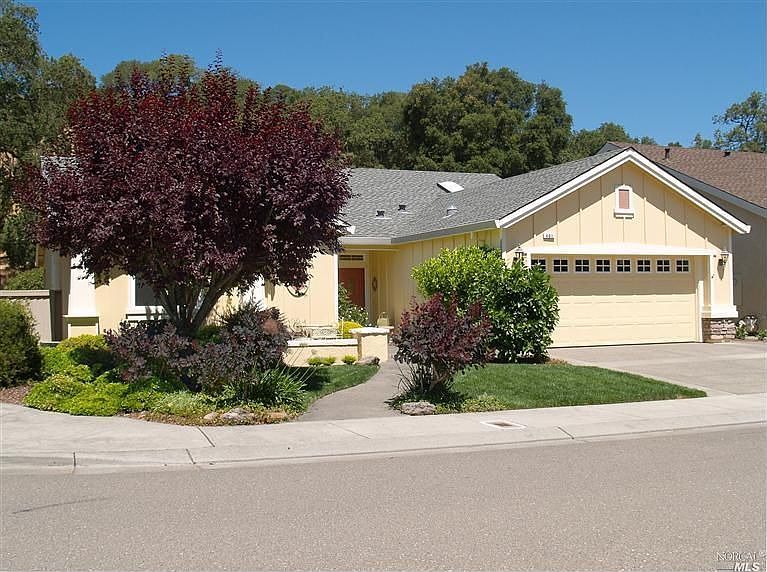 1st image of 401 Clover Springs Dr