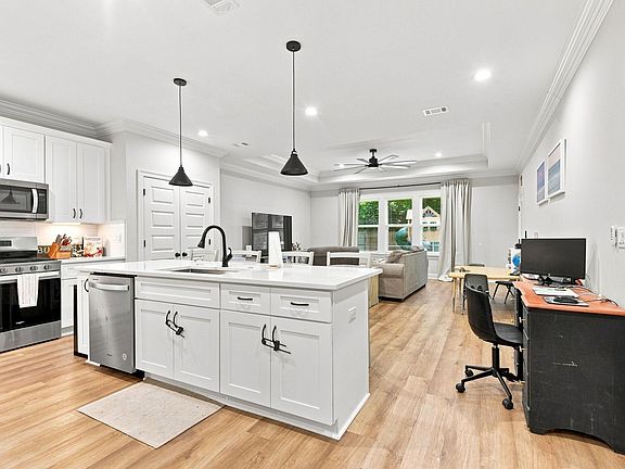 5th image of 1118 48th St