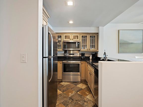4th image of 5127 Sea Forest Dr #5127
