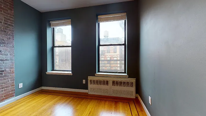 Rented by Bond New York | media 13